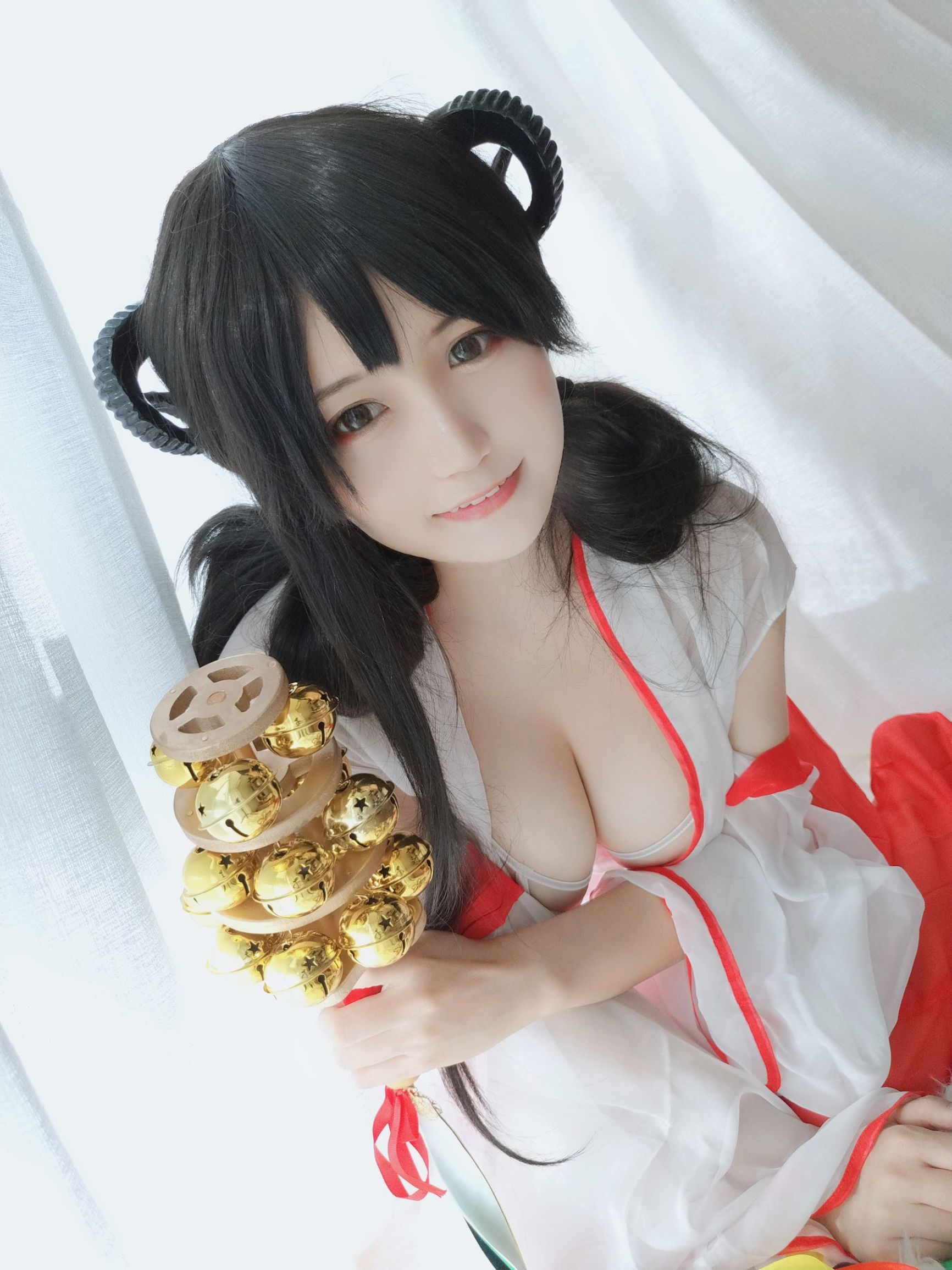 [网红COSER]动漫博主小仓千代w巫女插图1